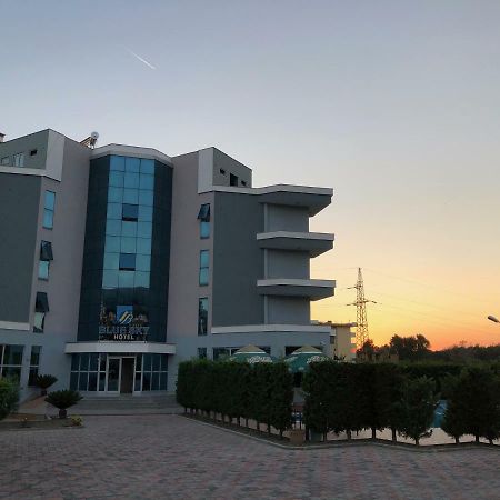 Hotel Blue Sky Golem  Zewnętrze zdjęcie