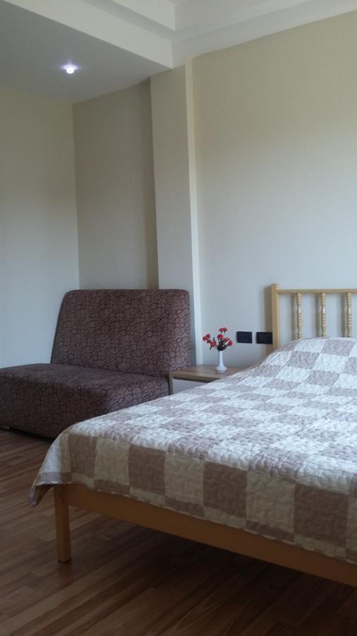 Hotel Blue Sky Golem  Zewnętrze zdjęcie