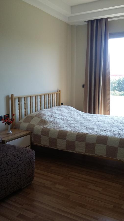 Hotel Blue Sky Golem  Zewnętrze zdjęcie