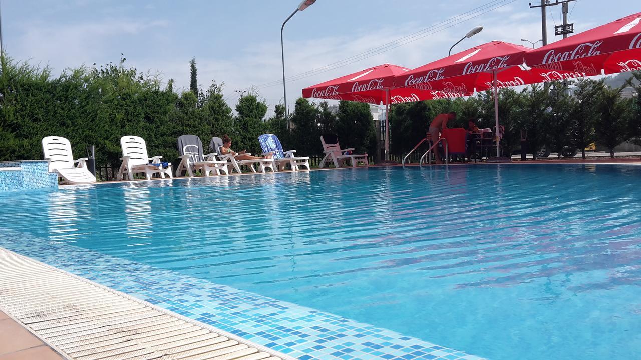 Hotel Blue Sky Golem  Zewnętrze zdjęcie