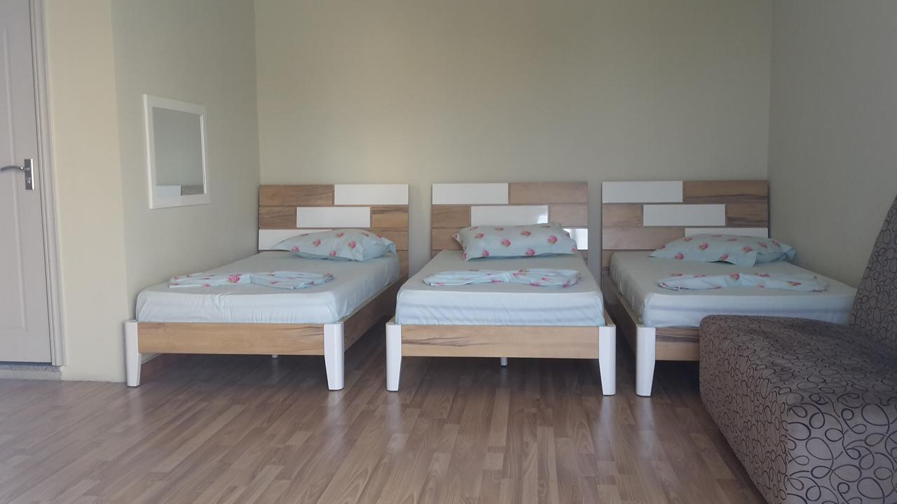 Hotel Blue Sky Golem  Zewnętrze zdjęcie