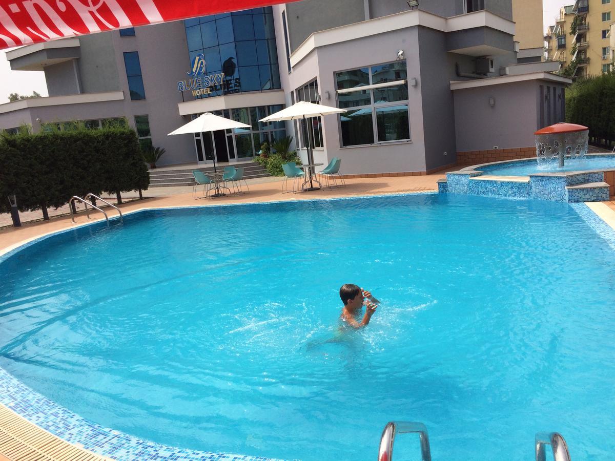 Hotel Blue Sky Golem  Zewnętrze zdjęcie